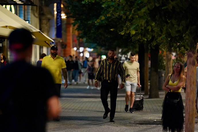 FOTO: Karlos se vydal i na afterparty. – stránka 1314