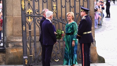 FOTO: Eva zvolila zajímavé šaty.