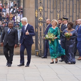 Dámy byly velmi elegantní, stejně tak i pánové