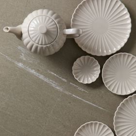 Porcelánové talířky. H&M, 149 Kč/ks