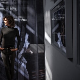 Přední česká fotografka Alžběta Jungrová nás provedla svojí výstavou s názvem I believe/Já věřím.