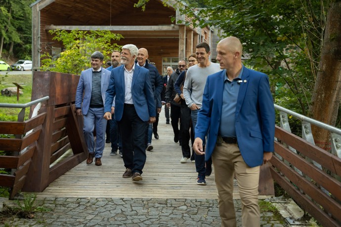 FOTO: Prezident republiky Petr Pavel společně s manželkou Evou navštívil Jihomoravský kraj. – stránka 2446