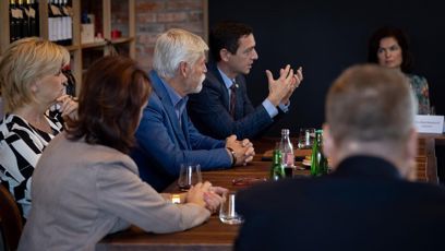 FOTO: Setkání se starosty obcí zasažených tornádem a členy Dobro týmu ve Mlýně.