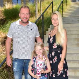 Marek Raditsch s manželkou Terezou a malou dcerou