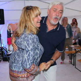 Jan Rosák říká, že s manželkou Jiřinou se životem prakticky prosmál.