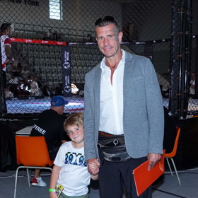 Rosenberger se synem na Red Face