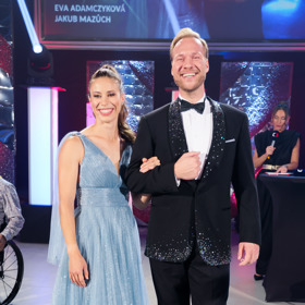 Eva Adamczyková říká, že díky tanci se stává ladnější.