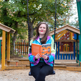 Johana Fundová se tématu devadesátek věnuje také ve třech svých knihách.