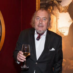 Kristián Kodet se úspěšně živí prodejem svých obrazů.