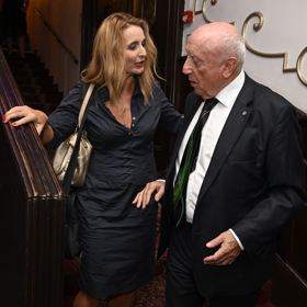 Felixovi vyhovuje svoboda, když dorazí na akci sám