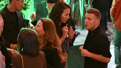 FOTO: Agáta se svým manažerem.