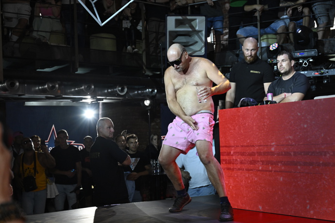 FOTO: Bizárnosti i kvalitní zápasy - to vše čeká diváky už 28.10. v pražské hale O2 Universum. – stránka 209