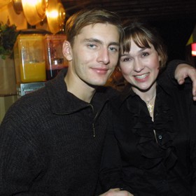 Kateřina Hrachovcová v té době randila se zpěvákem Petrem Vondráčkem. 