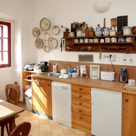 Kristián Kodet se úspěšně živí jako malíř.