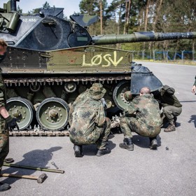 Ukrajina potřebuje kvůli pokračující válce průběžně doplňovat stavy své armády.