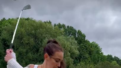 FOTO: Agáta vzala lekce golfu poctivě.