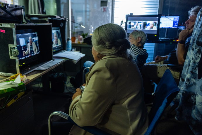 FOTO: Jiřina Bohdalová hraje vitální ženu ve vyšším důchodovém věku. – stránka 741