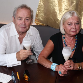 Alexander Hemala chodí s manželkou Vlastou rád na dobré večeře do restaurací.