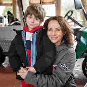 Sandra Nováková se synem Mikulášem