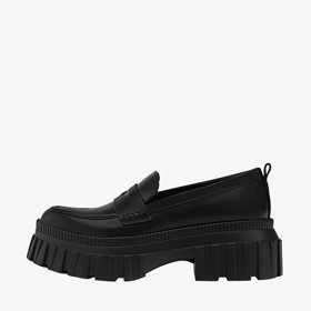 Stradivarius, 699 Kč