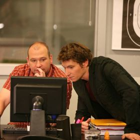 Bývalí kriminalisté vkládají do seriálu vlastní zkušenosti a v nových sériích mají více prostoru pro tvorbu jednotlivých případů.