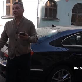 Řidičova arogance šokovala i přítomné policisty.