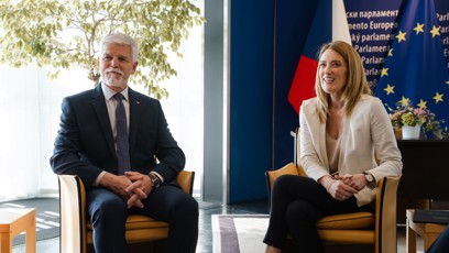 FOTO: Setkání prezidenta republiky s paní Robertou Metsolou, předsedkyní Evropského parlamentu.