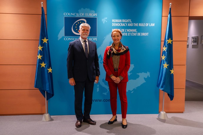 FOTO: Setkání prezidenta republiky s paní Marijou Pejčinović Burić, generální tajemnicí Rady Evropy. – stránka 2412