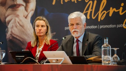 FOTO: Petr Pavel s Federicou Mogherini, rektorkou College of Europe.