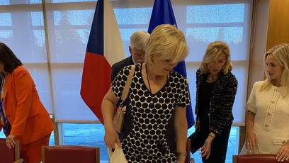 FOTO: Eva Pavlová zvolila černo-bílé šaty.