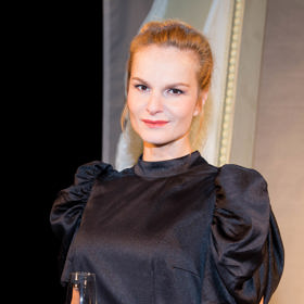 Iva Pazderková s oblibou míchá korektor s make-upem.