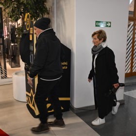 Krobot připomínal Taťku Šmoulu. 