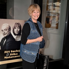 Herečka a zpěvačka Jitka Molavcová je stále ve skvělé formě.