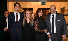 Oblíbený herec si premiéru Anděl Páně užíval.