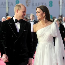 Zamilovaní William a Kate na letošních cenách BAFTA.