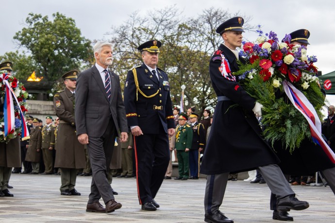 Foto k tématu Petr Pavel – stránka 2377