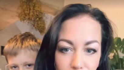 FOTO: Synovi Kryšpínovi se nový image zřejmě líbí.