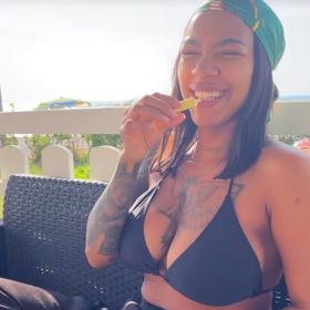 Dovolenou ve dvou si pár náramně užívá, jak je zřejmé ze sociálních sítí. 