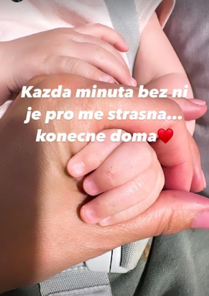FOTO: Agáta Hanychová oplakala nepřítomnost své nejmladší dcery Rózy. – stránka 2132