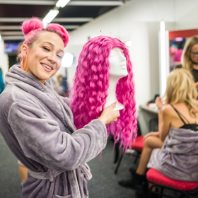 Zpěvačka Tereza Mašková si ve StarDance užívá své vlasové proměny.