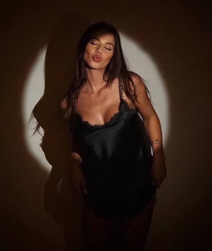 FOTO: Účastnice druhé řady Love Island Gabriela Gašpárová je provokativními fotografiemi známá. – stránka 56