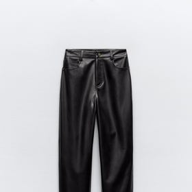 Kalhoty mom fit z imitace kůže, Zara, 699 Kč