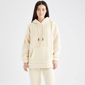 Teddy set, De Facto. Kalhoty 930 Kč, mikina, 990 Kč