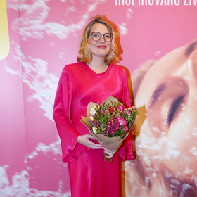 Natálie Císařovská předvedla také rostoucí těhotenské bříško.