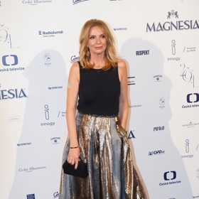 Na cestě do Zlína doprovázela herečku Ivanu Chýlkovou, která tam nechtěla jet sama.