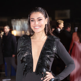 Black tie splnila na jedničku i Andrea Kalousová v šatech od návrhářky Zuzany Lešák Černé. 