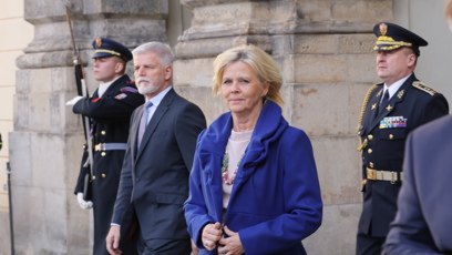 FOTO: Prezident Petr Pavel s manželkou Evou Pavlovou. První dáma byla samý úsměv.