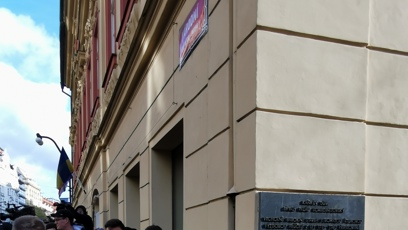 FOTO: Petr Pavel na odchodu z Národní třídy.