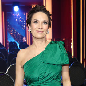 Messy drdol, další z hitů nejen mezi účesy StarDance. Trendy looky se v podání moderátorky oblíbené soutěže objevují velmi pravidelně.