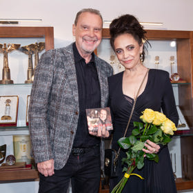 Nové album teď Štefanu Margitovi pokřtila zpěvačka Lucie Bílá.